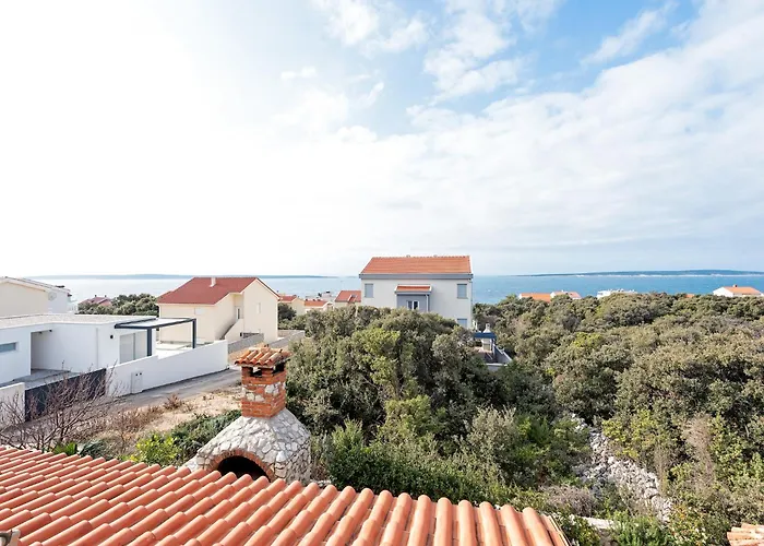 Near Stunning Beaches Casa vacanze