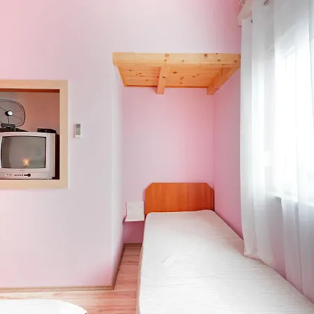 Casa vacanze Modern In With Barbeque *