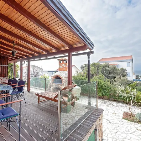 Near Stunning Beaches *